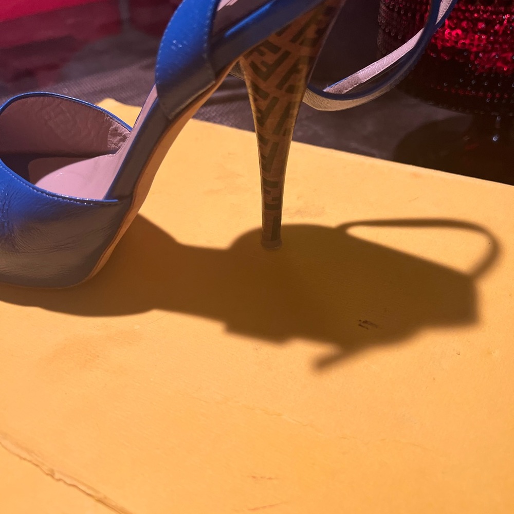 Fendi sandal in good condition. Shows signs of wear on the sole only.
